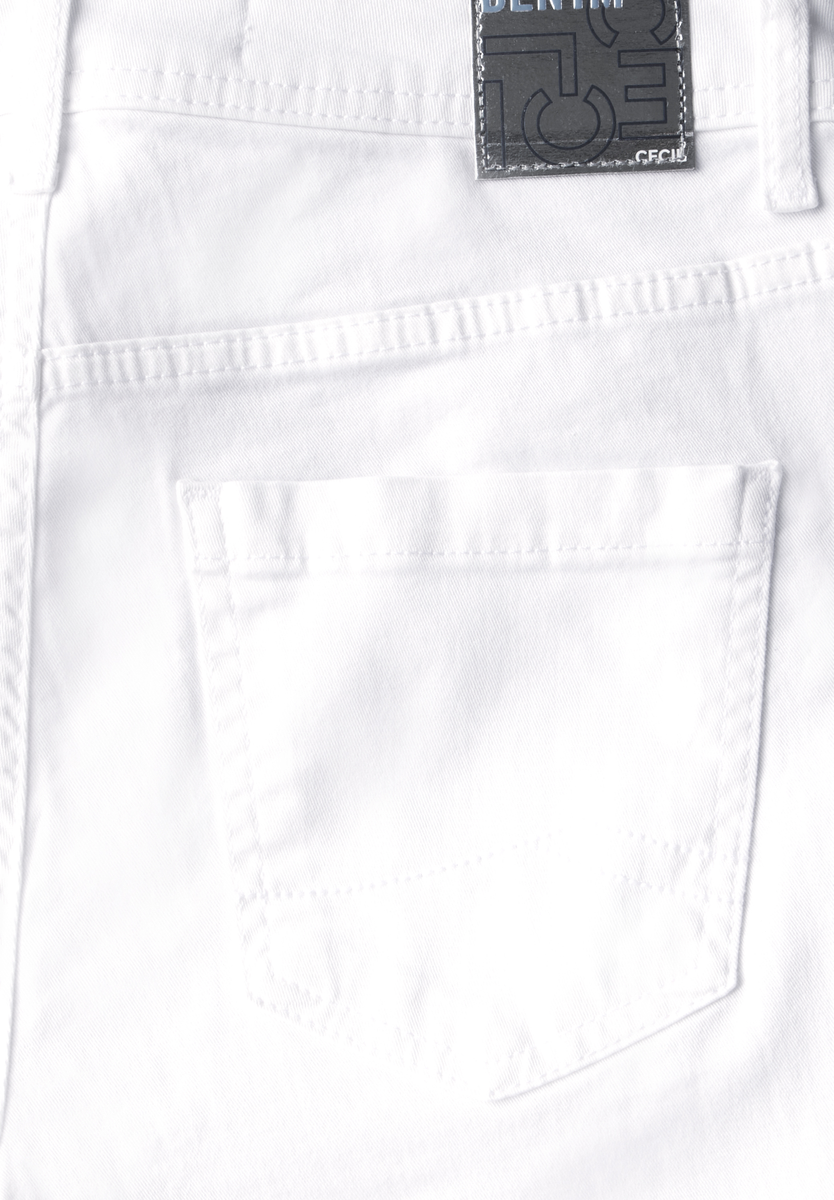 Capri Jeans