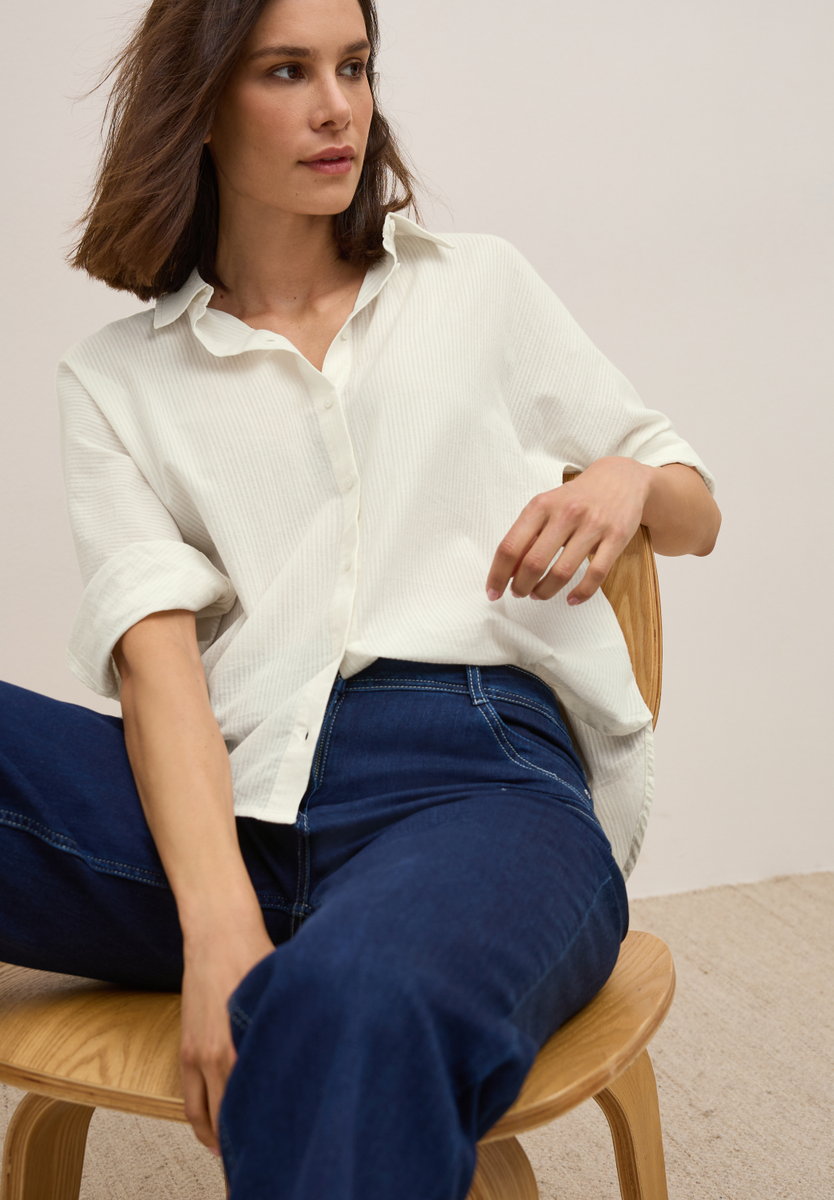 Bluse mit Streifenstruktur