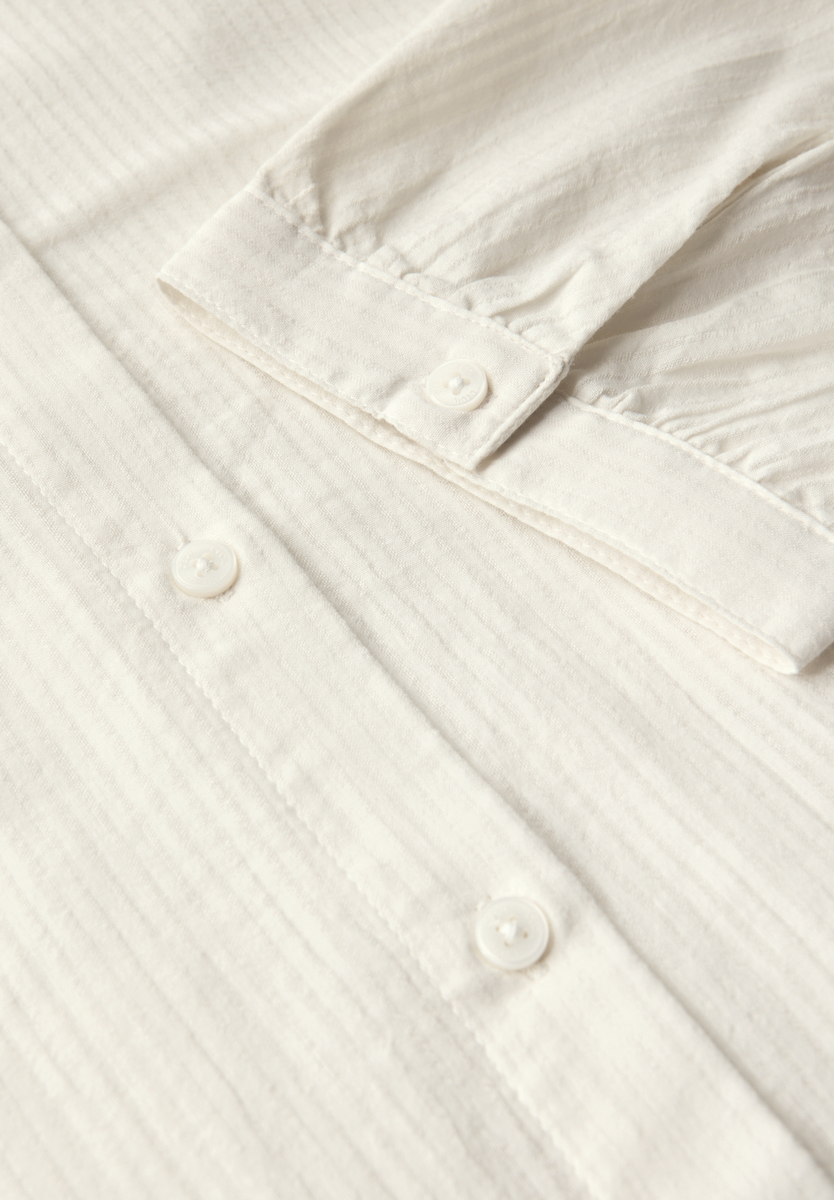 Bluse mit Streifenstruktur