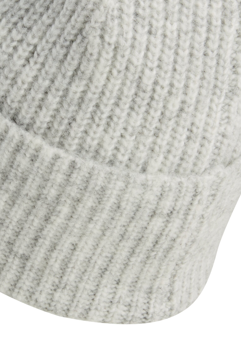 Strickmütze aus weichem Material