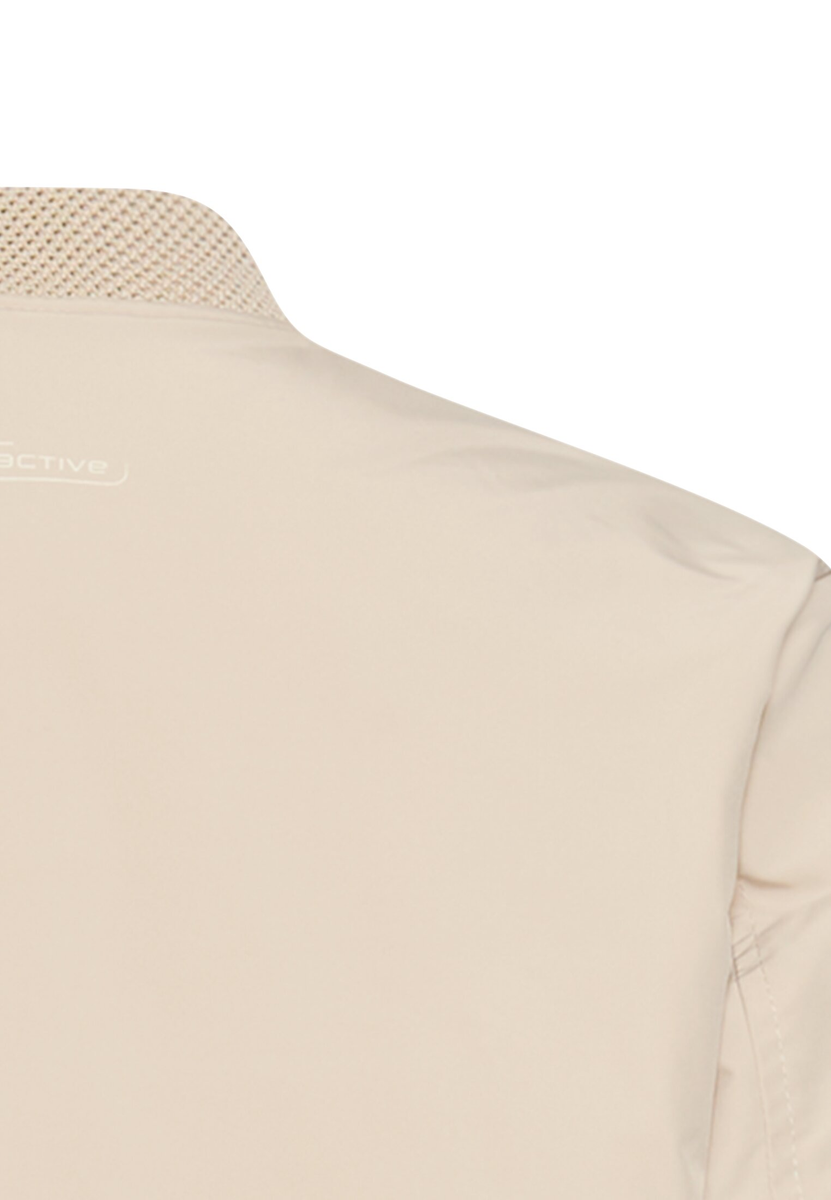 Wasserabweisender Mantel aus reinem Polyester