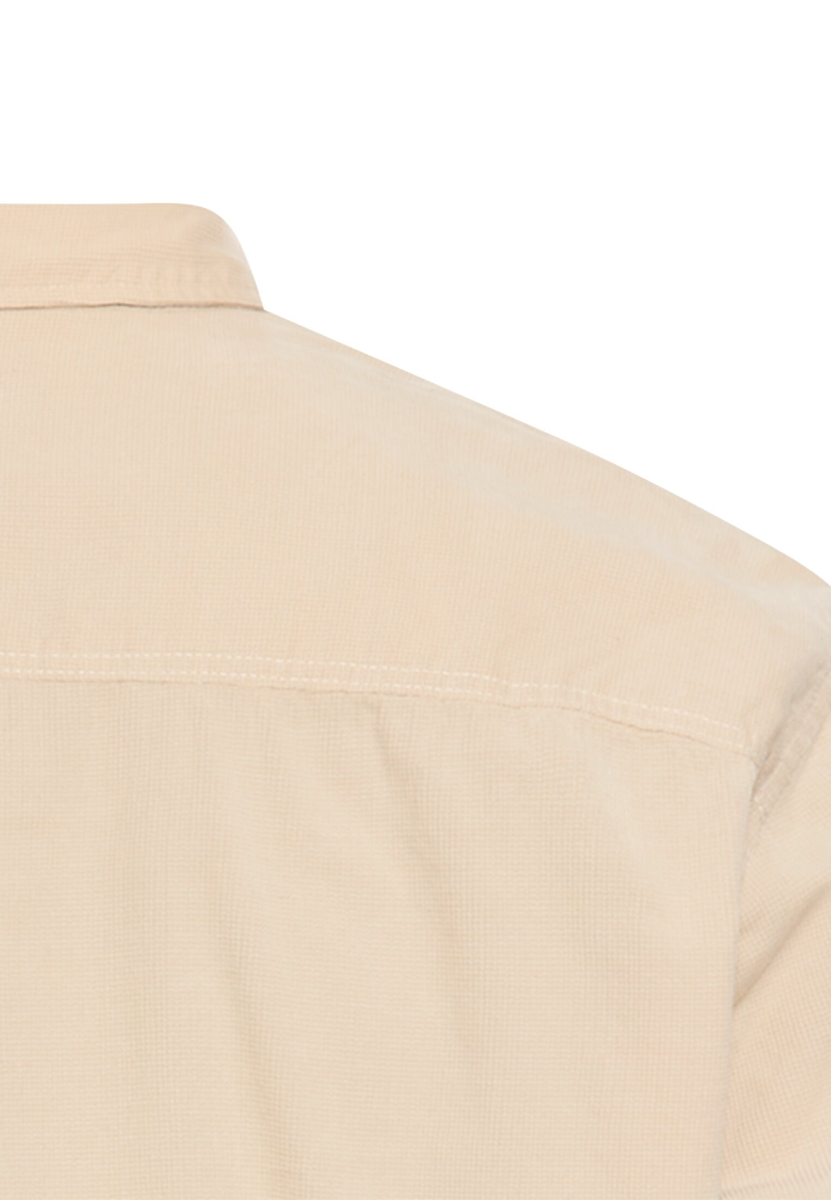 Langarmhemd mit aufgesetzten Taschen