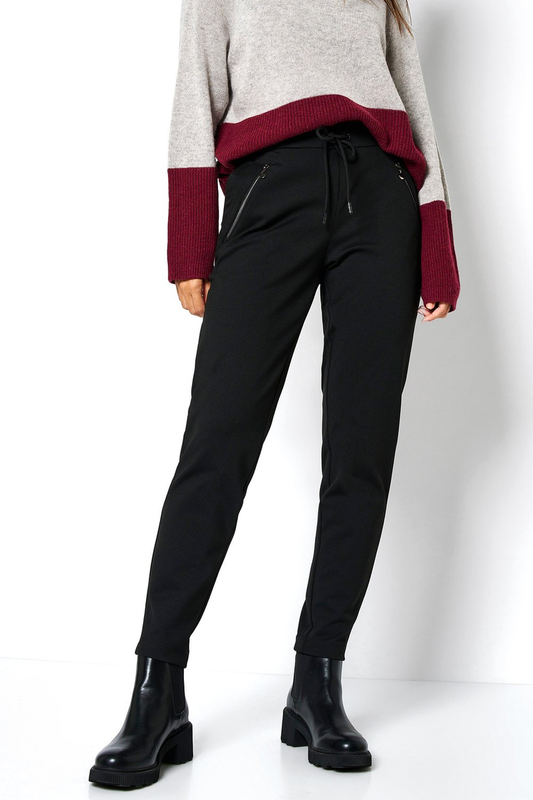 Sue Modern Chic