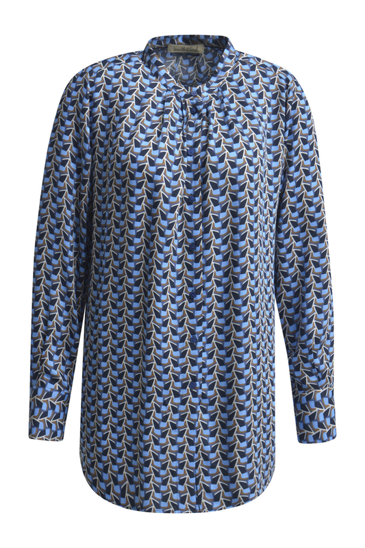Stand Collar Pleat Blouse