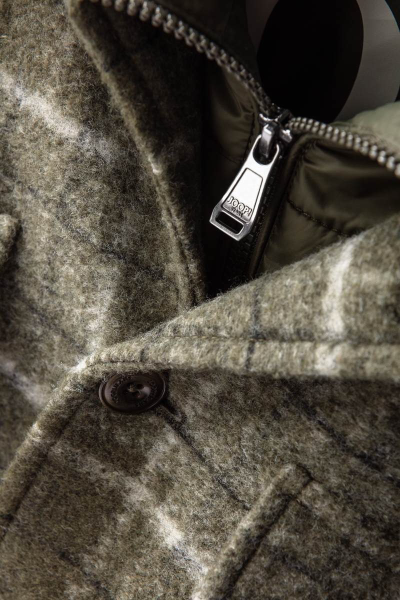 15 JJO-278Julian 10012871