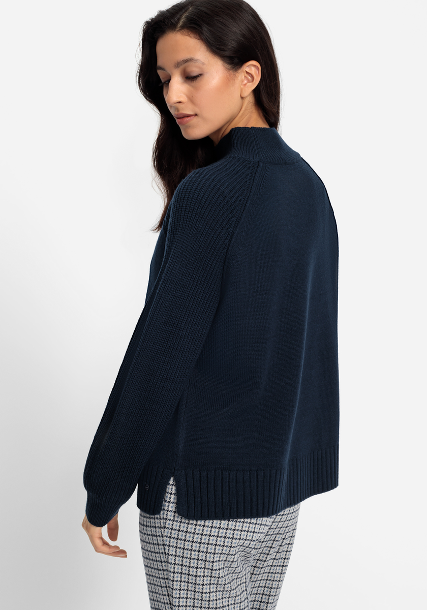 Pullover Long Sleeves