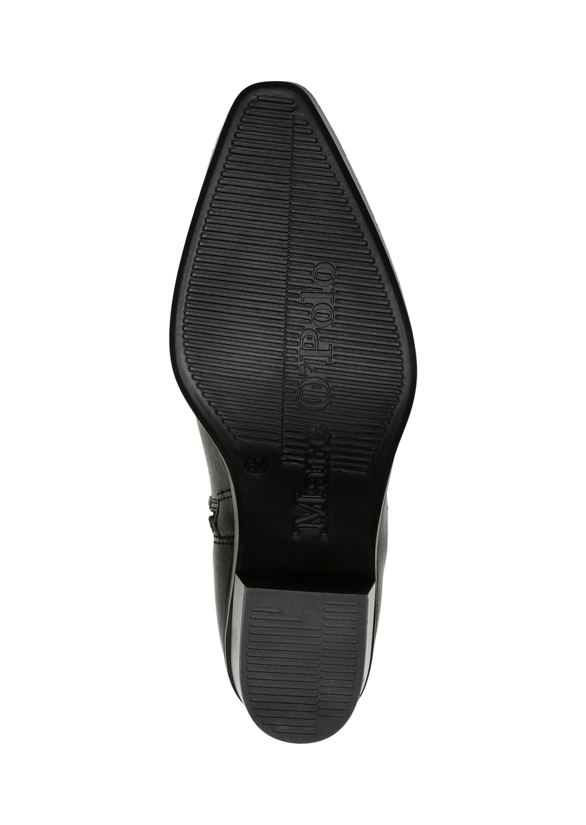 Stiefelette im Western-Stil