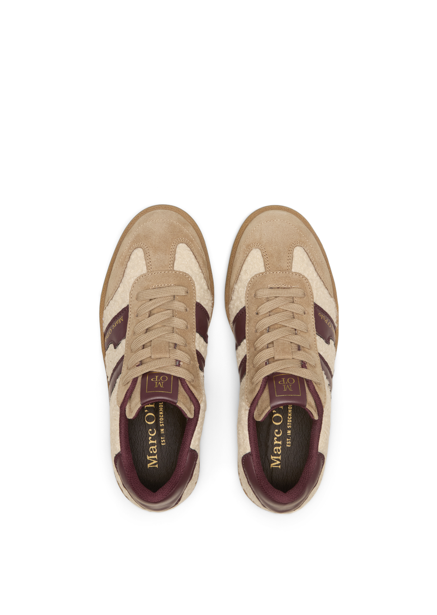 Sneaker